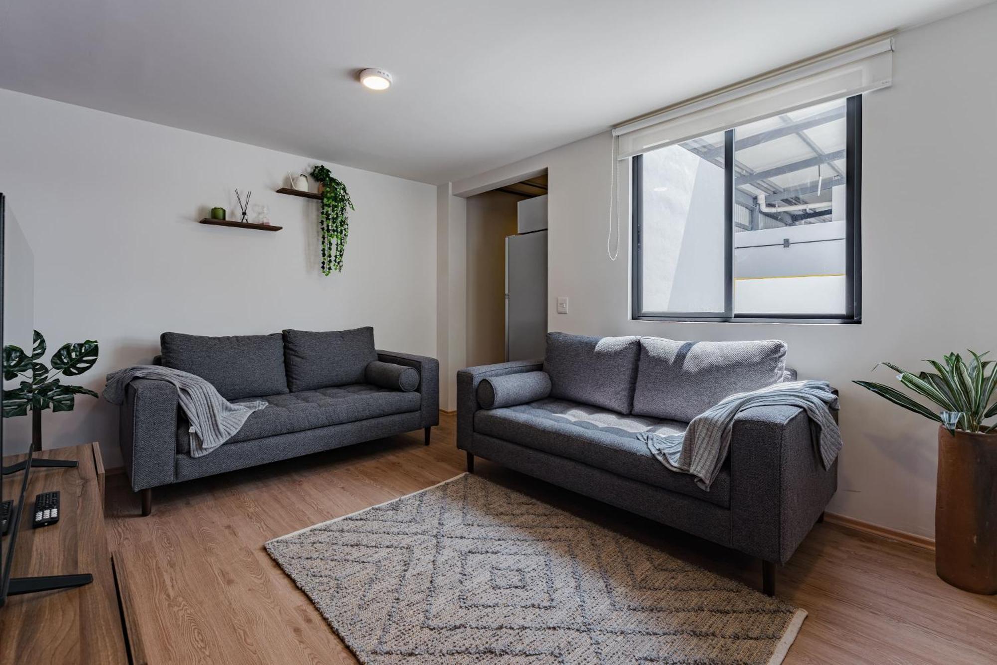 Mariano Escobedo Apartments By Vh Mexico City Exterior photo